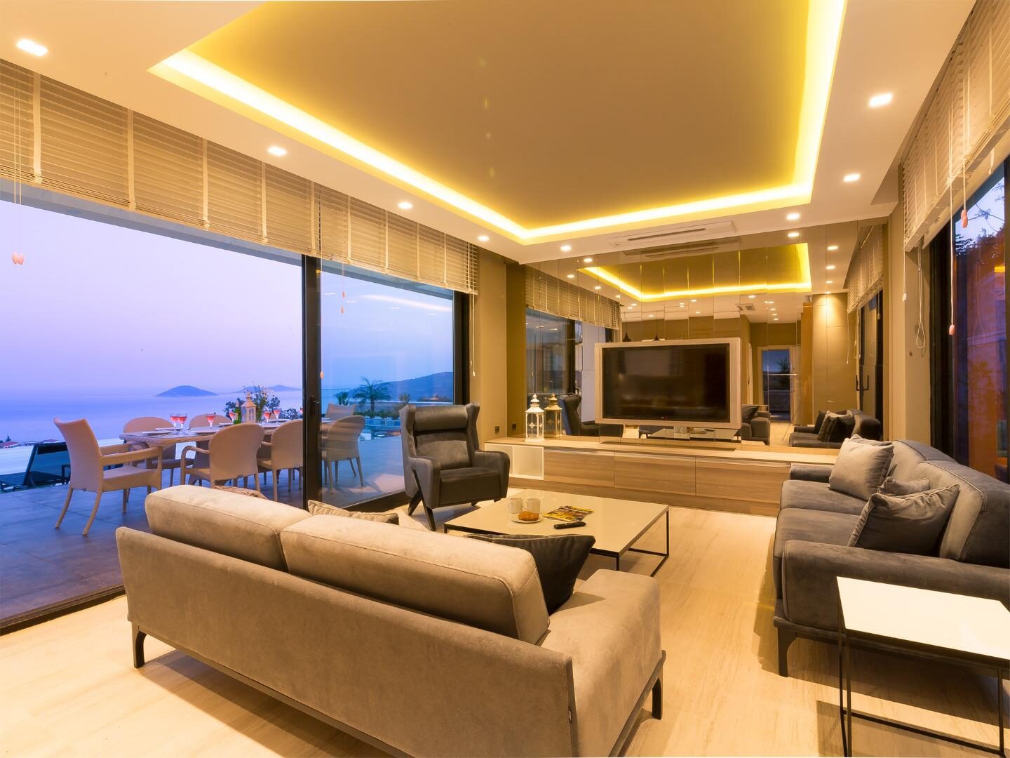 Villa Panoramas — 8