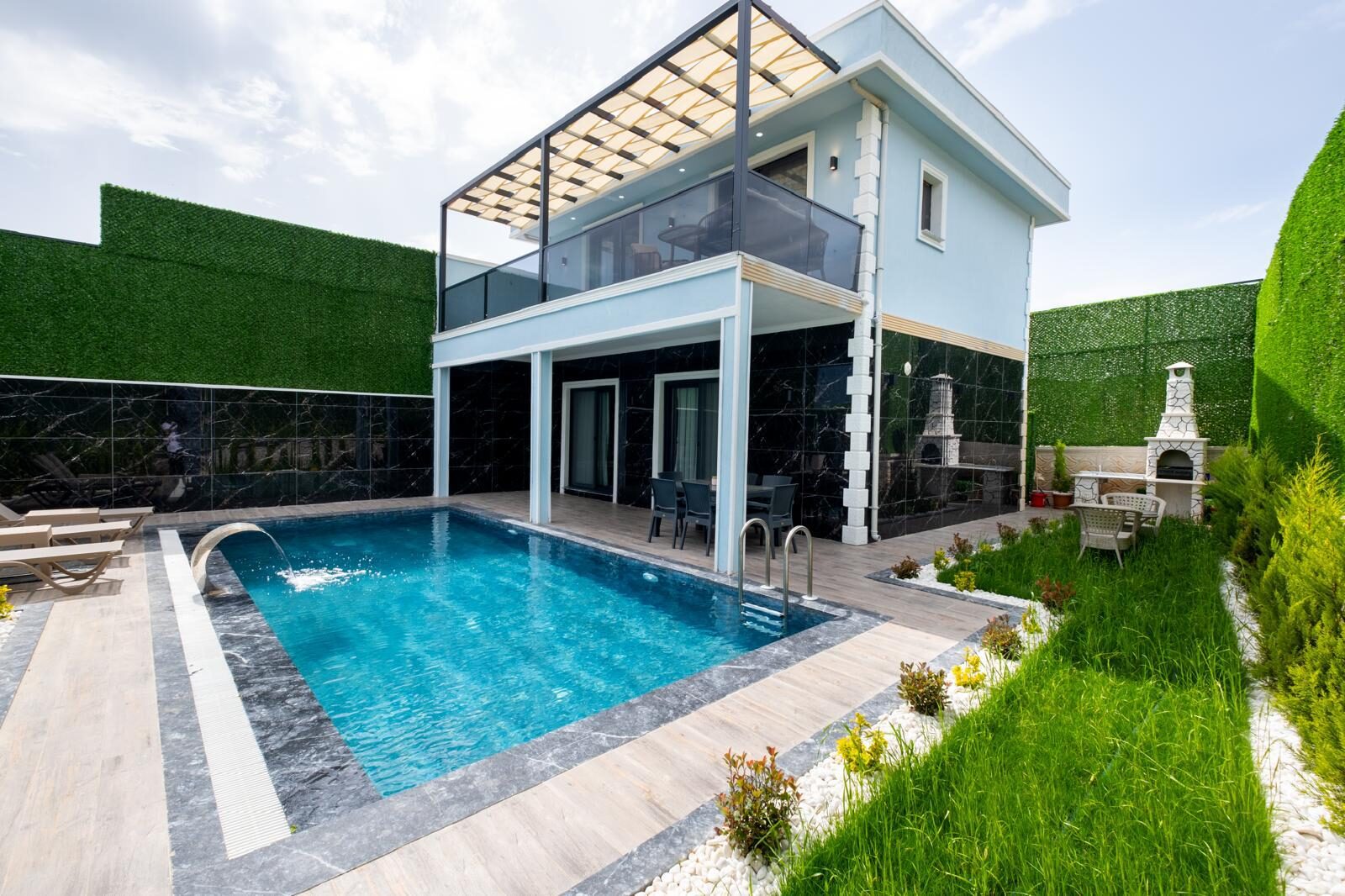 Villa Haven — 8