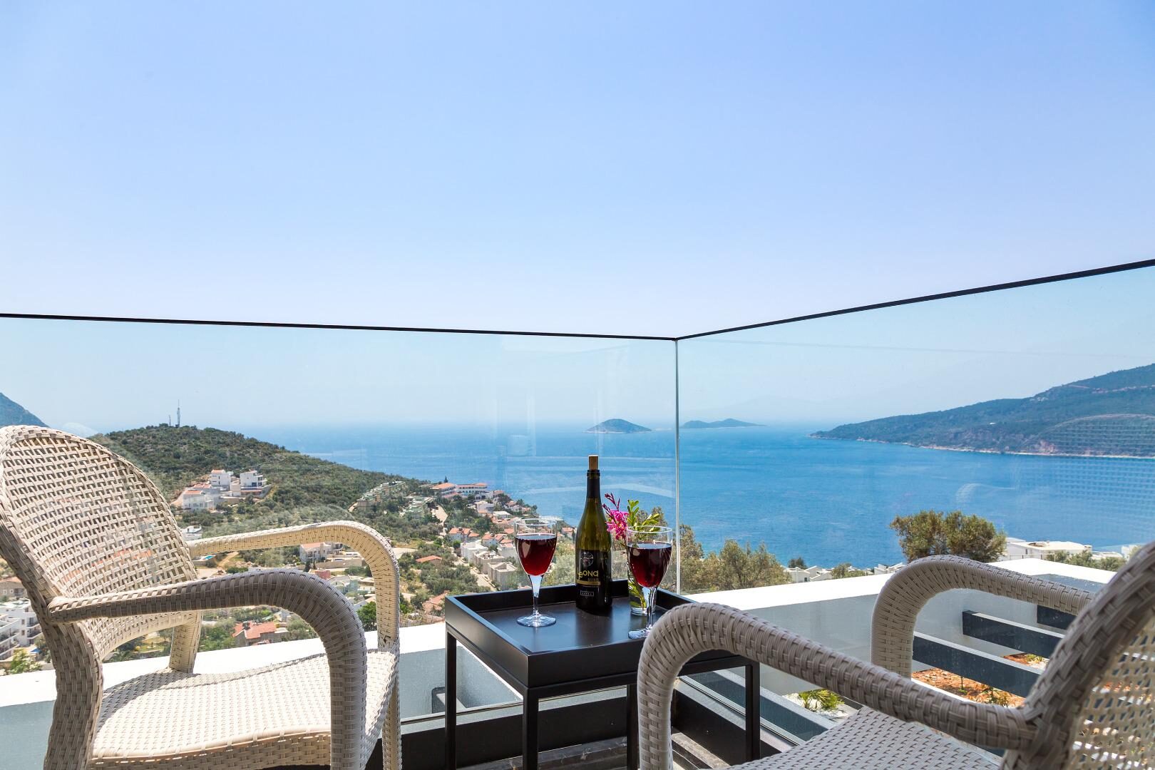 Villa Vogue — 27