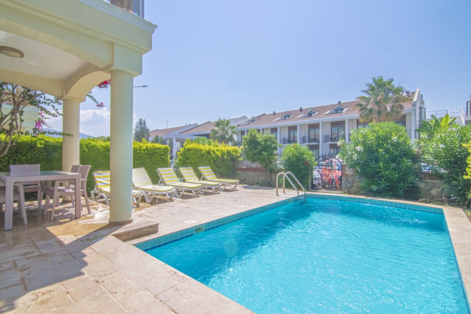 Villa Oyster 5 — 3