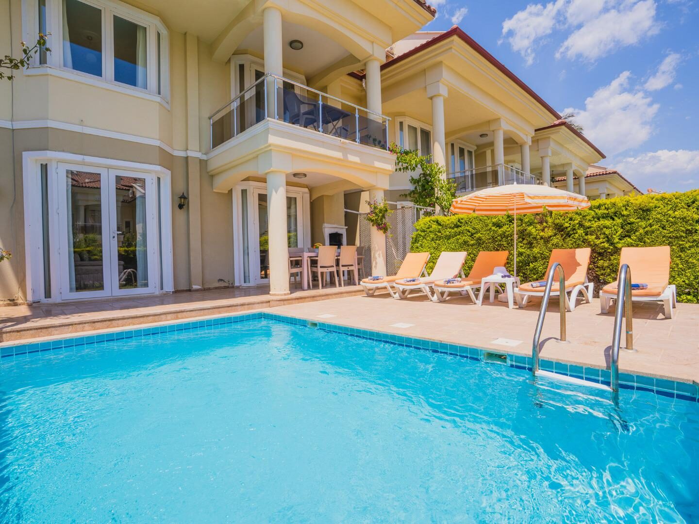 Villa Pearl 4 — 3