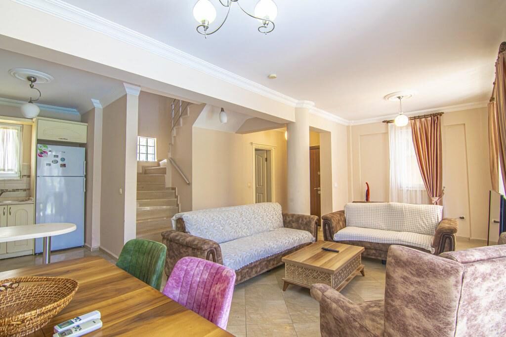 Villa Pearl 8 — 9