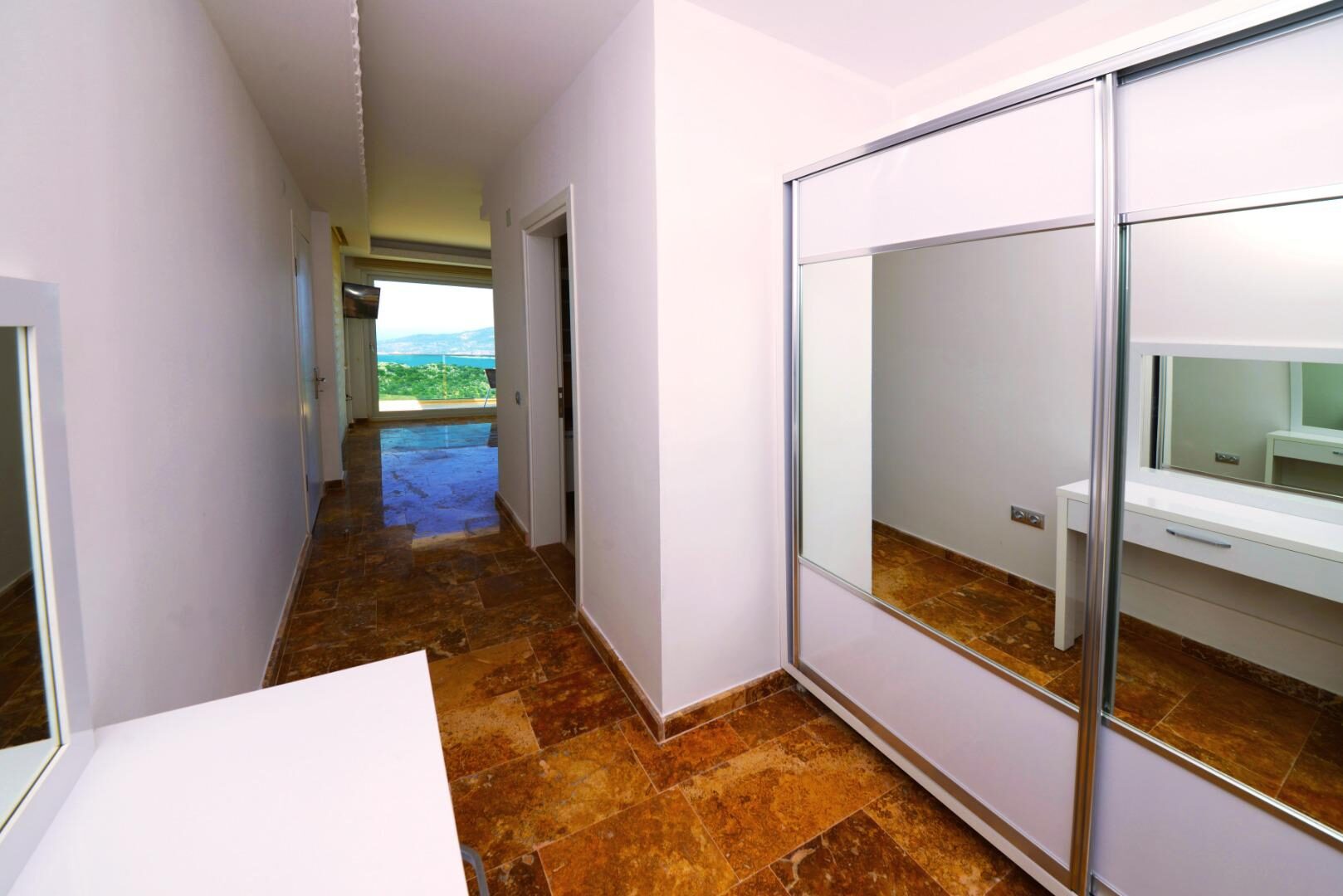 Villa Montana — 57