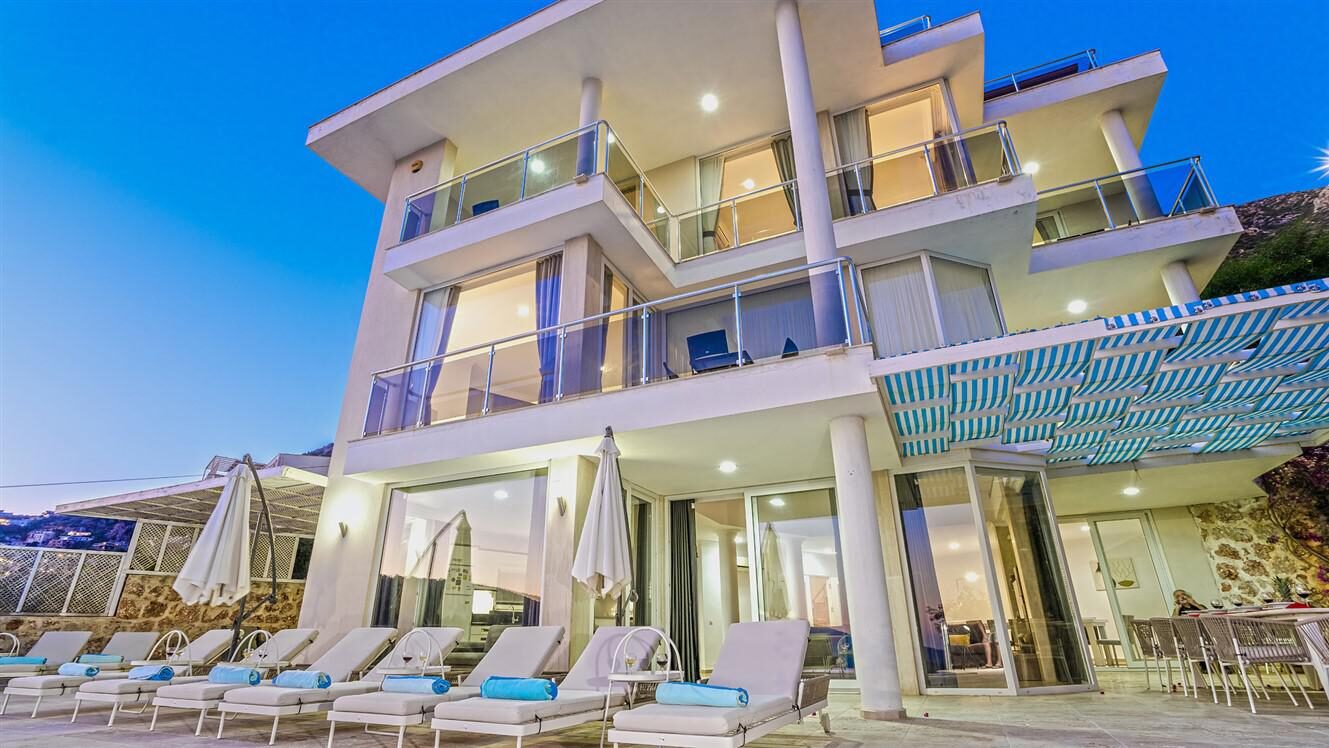 Villa Neptune — 2