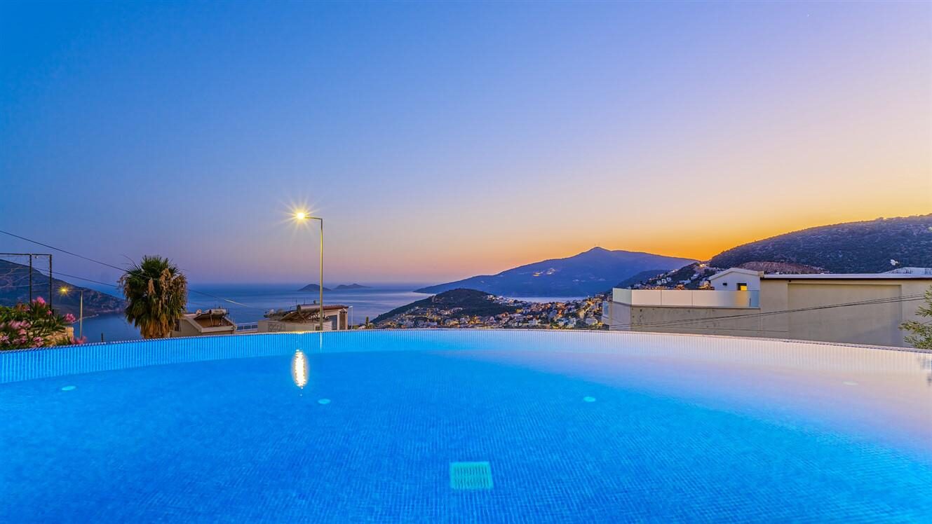Villa Neptune — 8