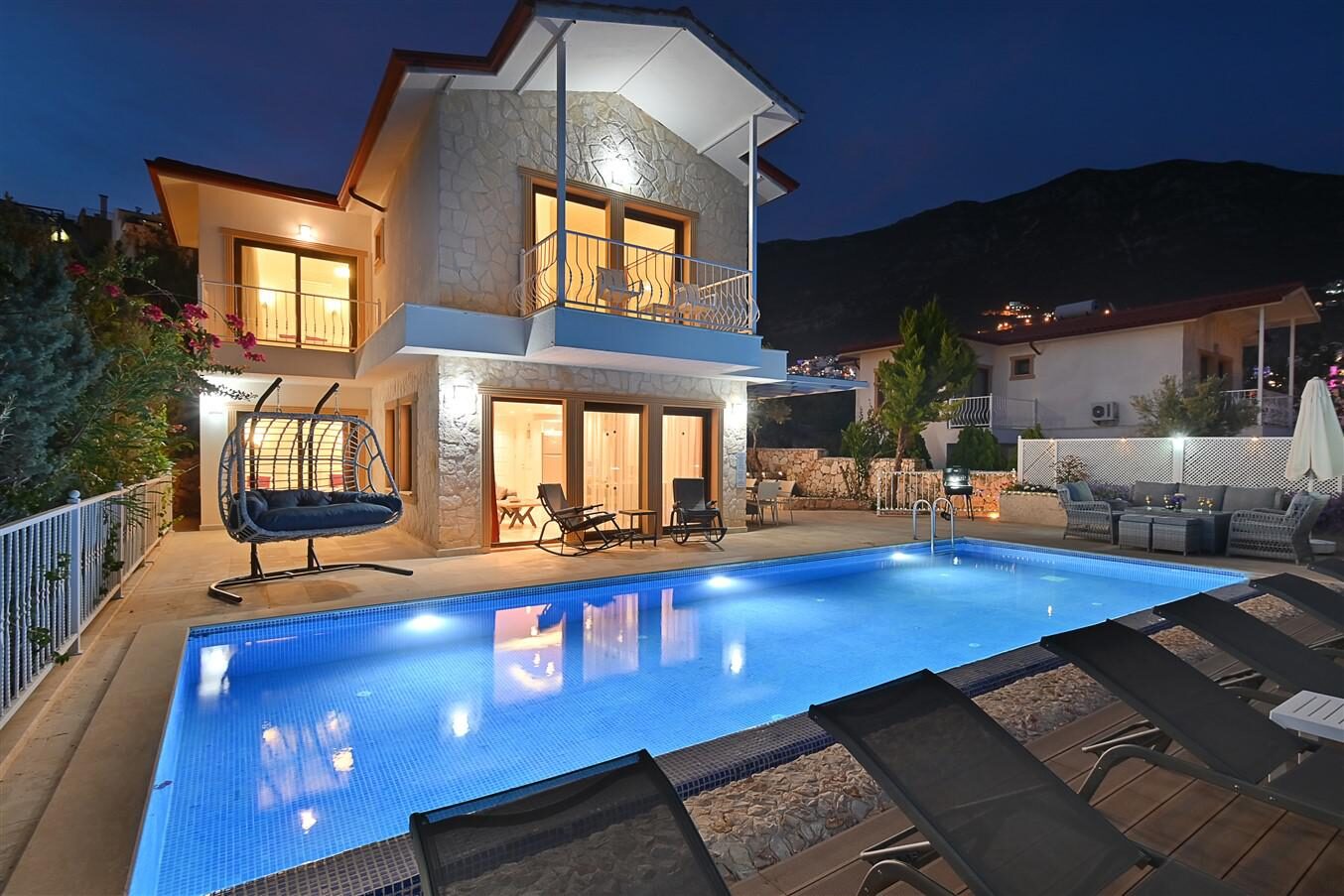 Villa Dionysus — 8