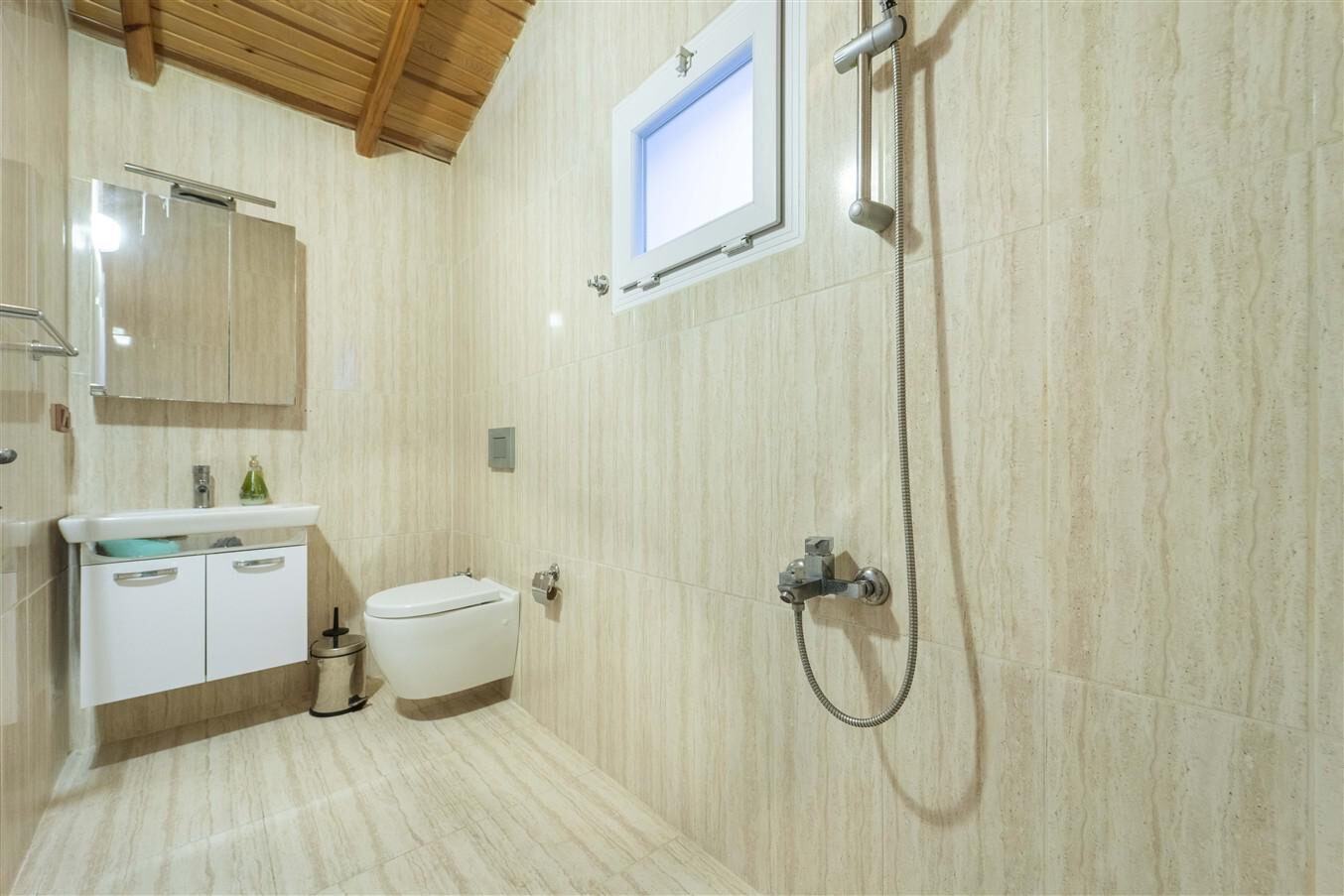 Villa Botanik — 48