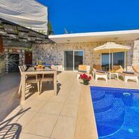 Villa Petek — 1