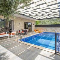Villa Panama — 9