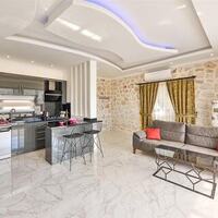 Villa Panama — 10