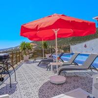 Apart Suit Karmen – villa for rent in Ortaalan