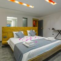 Villa Tarz — 30