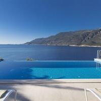 Villa Cape House – villa for rent in Yarımada