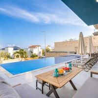 Villa Özgen Duo – villa for rent in Kalamar