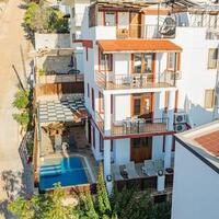 Villa Caledonia — 3