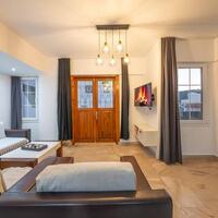 Villa Caledonia — 20