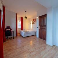 Villa Caledonia — 37