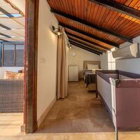 Villa Caledonia — 50