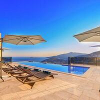 Villa Luxury – villa for rent in Kızıltaş