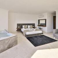 Villa Luxury – villa for rent in Kızıltaş