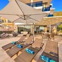 Villa Luxury – villa for rent in Kızıltaş