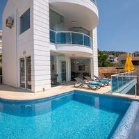 Villa Etna – villa for rent in Kışla
