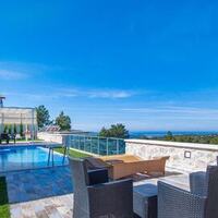 Villa Pırıltı Dining area 1 – villa for rent in Üzümlü