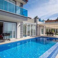 Villa Pırıltı Pool 12 – villa for rent in Üzümlü