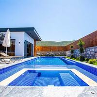 Villa Montenegro – villa for rent in Bezirgan