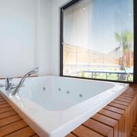 Villa Bahamas – villa for rent in Bezirgan