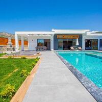 Villa Bahamas – villa for rent in Bezirgan