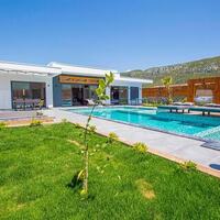 Villa Bahamas – villa for rent in Bezirgan