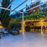 Villa Ea – villa for rent in Ortaalan