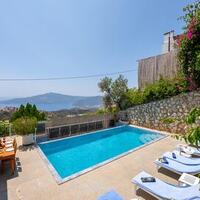 Villa Barış Pool 5 – villa for rent in Kördere