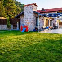 Villa Fiesta — 11