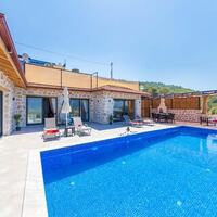 Villa Esyada — 19