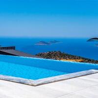 Villa July — 9