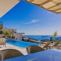 Villa July — 13