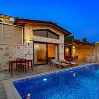 Villa Selen Pool 3 – villa for rent in Üzümlü
