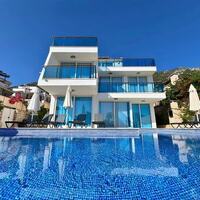 Villa Visos — 2