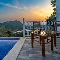 Villa Selen Dining area 3 – villa for rent in Üzümlü