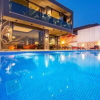Villa Likya Black – villa for rent in Yeşilköy