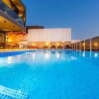 Villa Likya Black – villa for rent in Yeşilköy