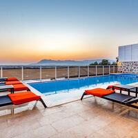 Villa Likya Black – villa for rent in Yeşilköy