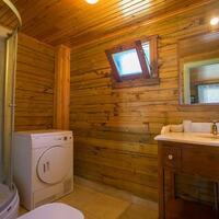 Villa Zeytin Evi Bathroom 1 – villa for rent in İslamlar