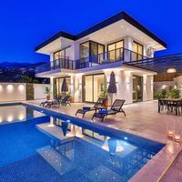 Villa Fi Manor – villa for rent in Üzümlü
