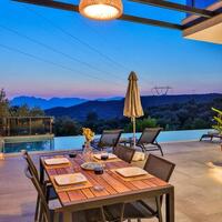 Villa Fi Manor – villa for rent in Üzümlü