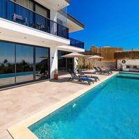 Villa Fi Manor – villa for rent in Üzümlü