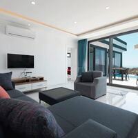 Villa Meris — 16