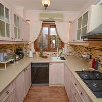 Villa Berat – villa for rent in Kördere